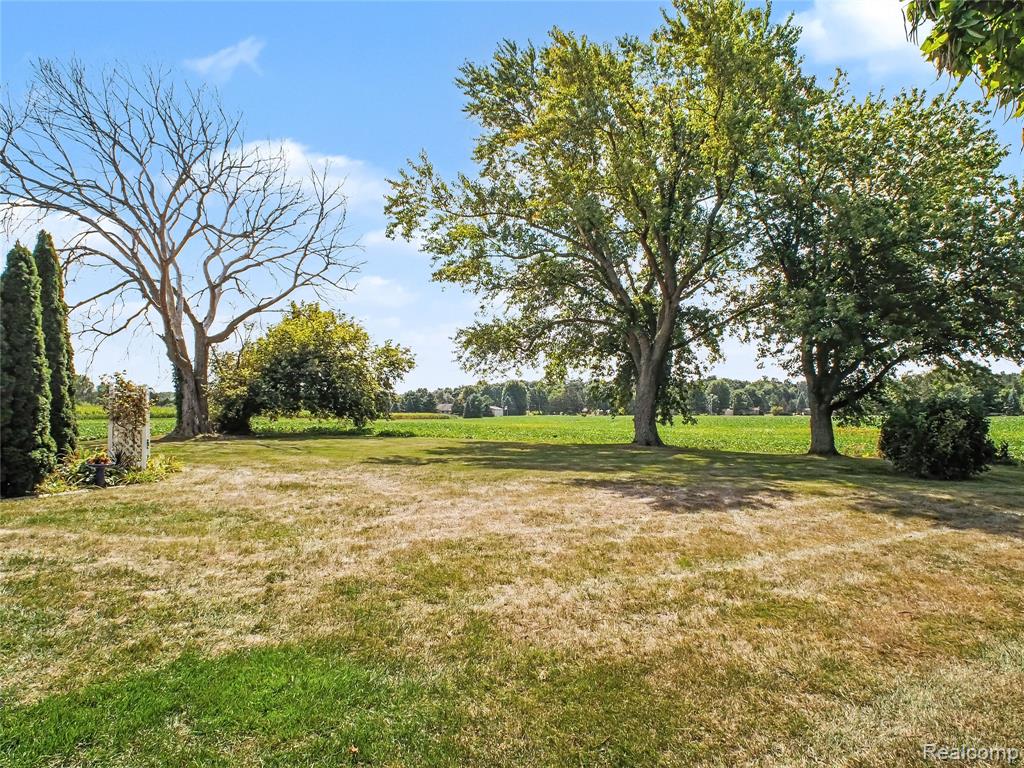 7660 Junction Road Frankenmuth, MI 48734 - Photo 18 of 22 Gallery Image 18