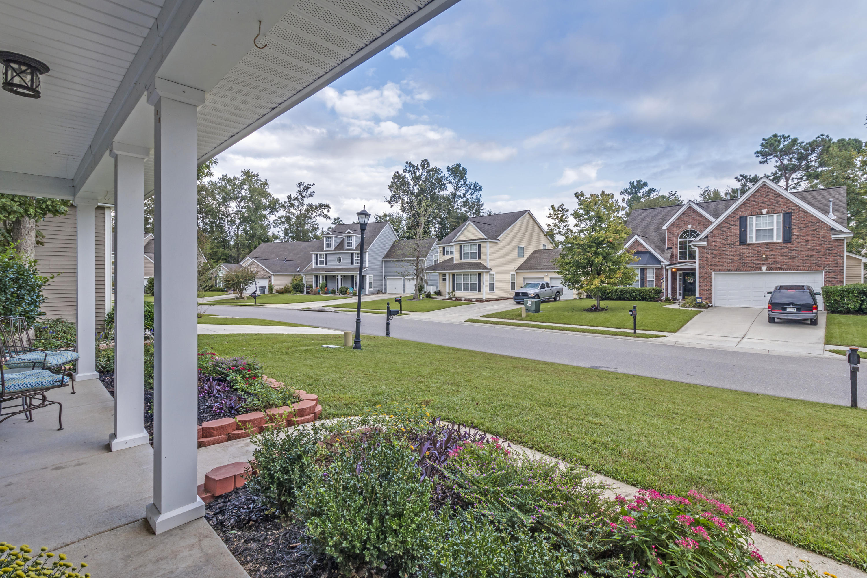 9381 Ayscough Road Summerville, SC 29485 - Photo 6 of 32 10