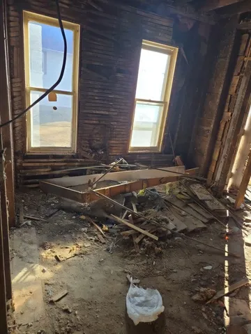 $45,000 | 909 West 6th Street, Sterling, IL 61081