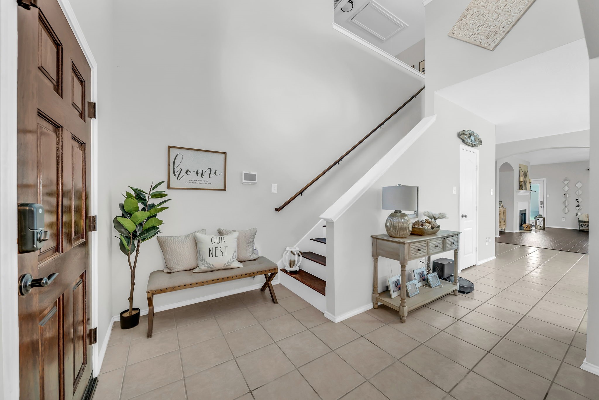 4502 Baron Road Baytown, TX 77521 - Photo 3 of 25 a living room with furniture