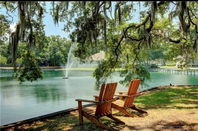 $2,500 | 850 Mallery Street, St. Simons Island, GA 31522