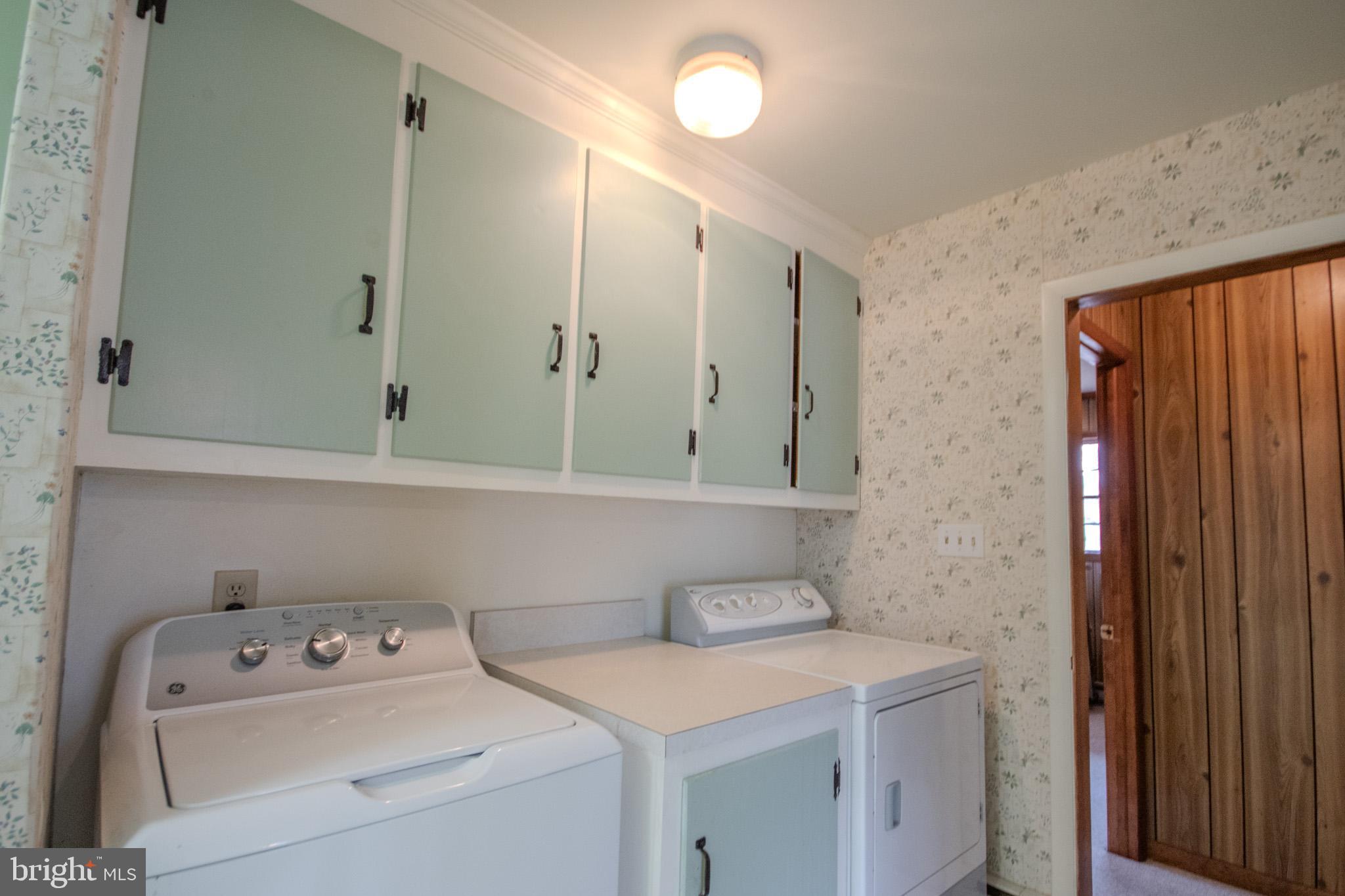 633 Ridge Road Salisbury, MD 21801 - Photo 36 of 45 a view of bathroom with a sink and a vanity