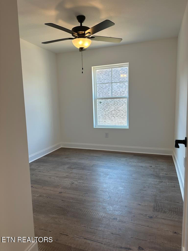 540 Henderson Road, Unit 26 Pigeon Forge, TN 37862 - Photo 30 of 41 Third Bedroom