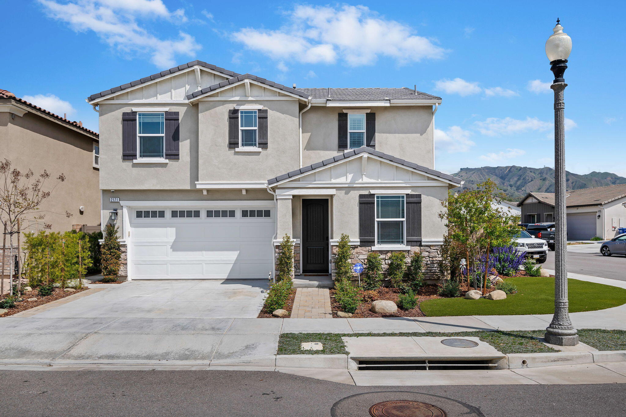 2171 Moro Way Santa Paula, CA 93060 - Photo 2 of 57 Street View