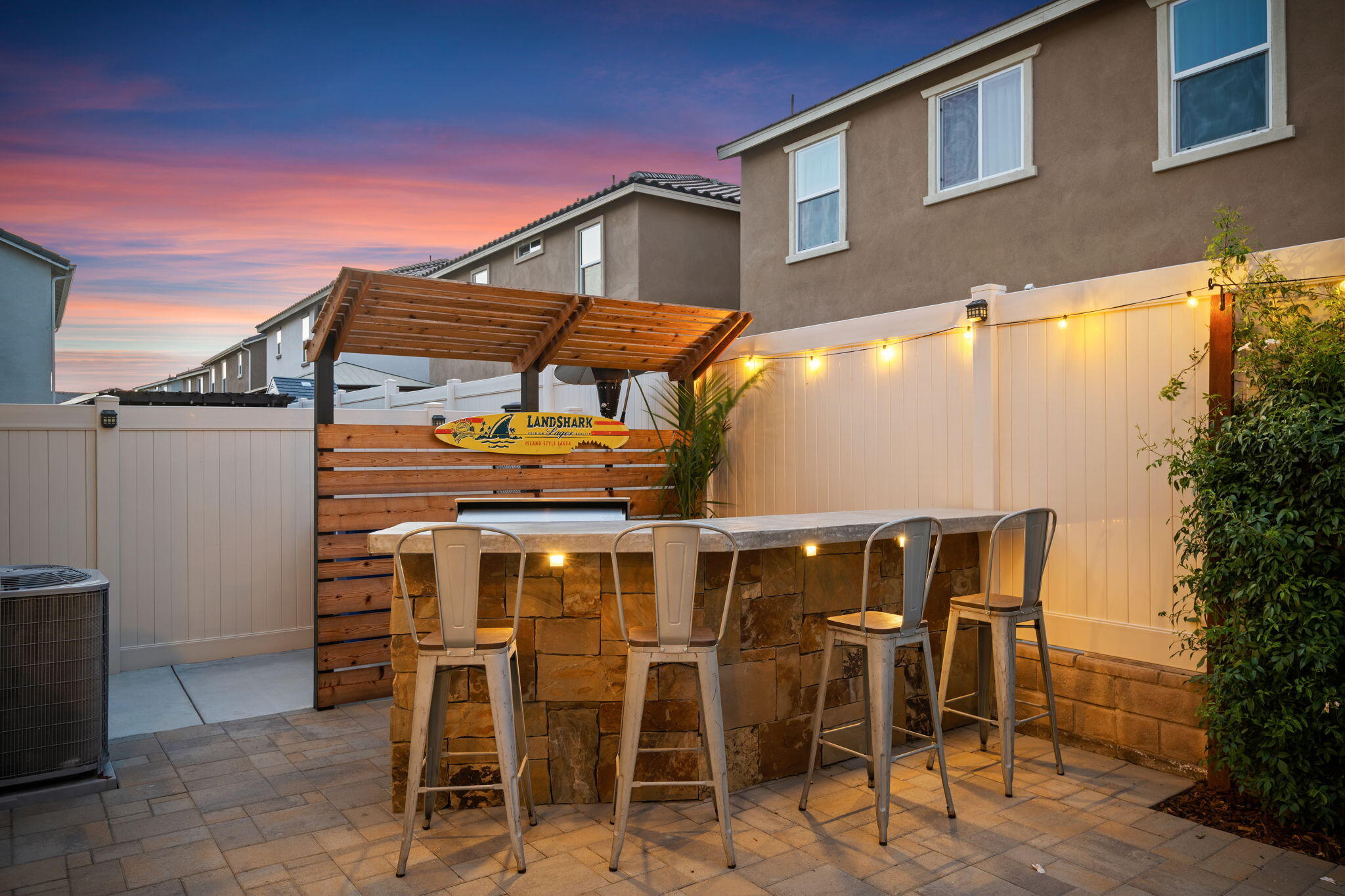 2171 Moro Way Santa Paula, CA 93060 - Photo 30 of 57 07 - BBQ Area (twilight)