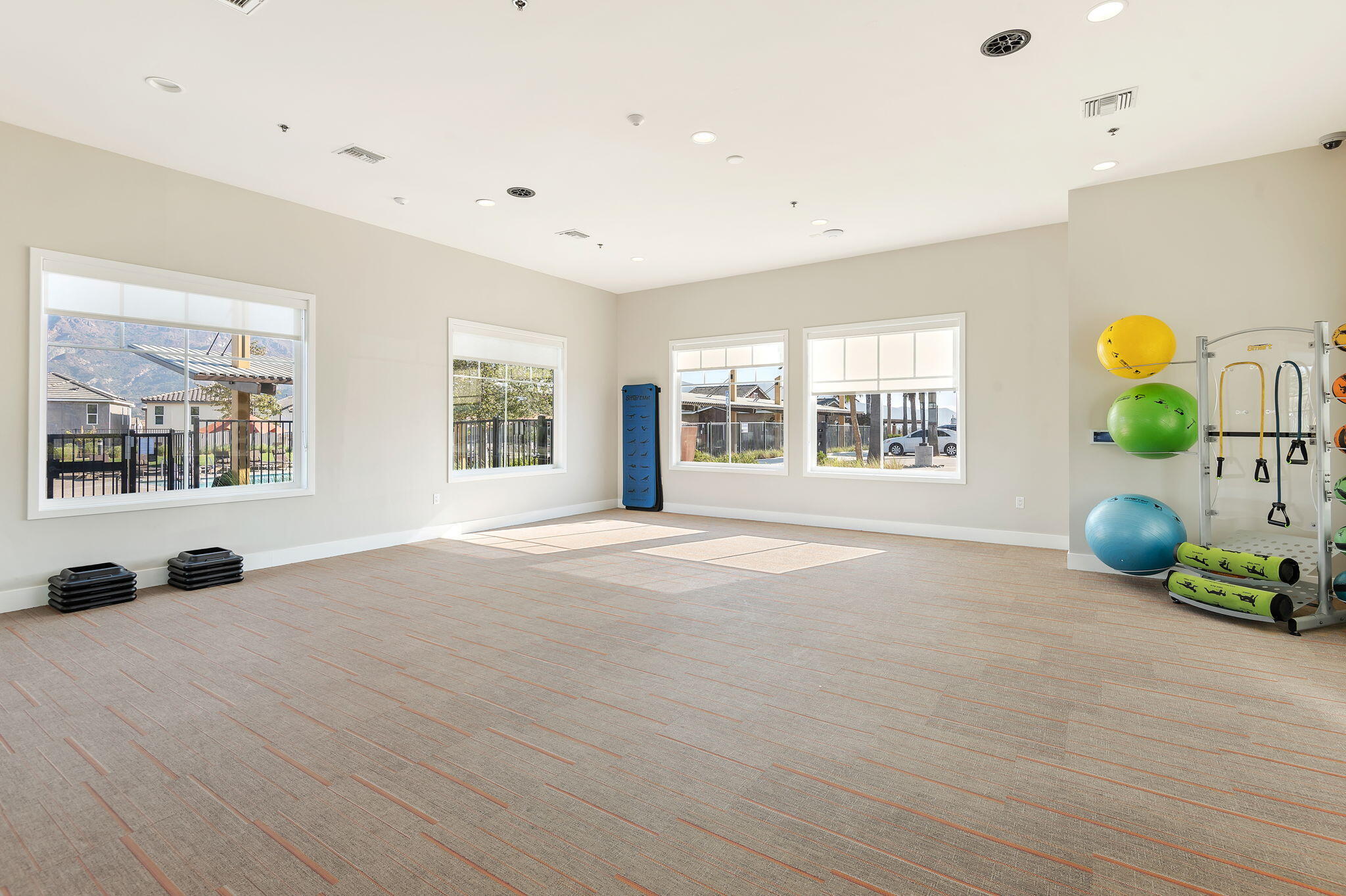 2171 Moro Way Santa Paula, CA 93060 - Photo 41 of 57 Yoga Room