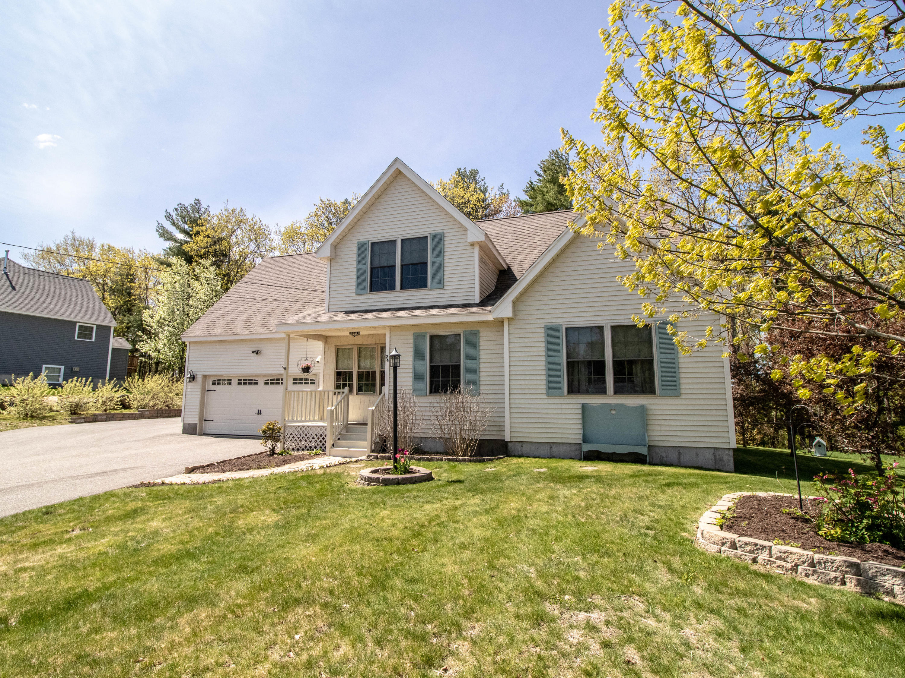 24 Parker Ridge Road Biddeford, ME 04005 - Photo 1 of 32 _MG_2253