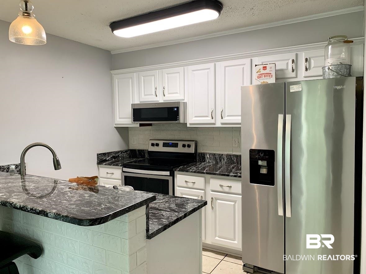 1822 Spring Brook Court Mobile, AL 36609 - Photo 8 of 26