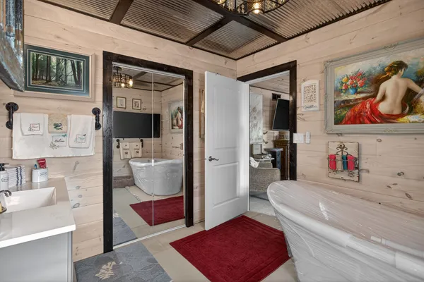 $425,000 | 6418 Kennedy Road, Munith, MI 49259