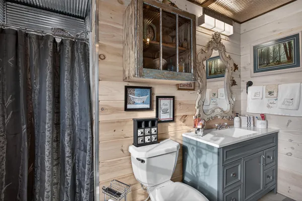 $425,000 | 6418 Kennedy Road, Munith, MI 49259