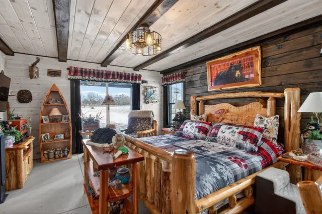 $465,000 | 6418 Kennedy Road, Munith, MI 49259