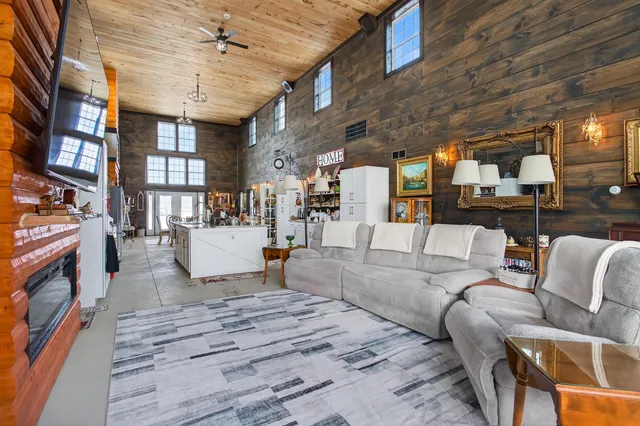 $465,000 | 6418 Kennedy Road, Munith, MI 49259