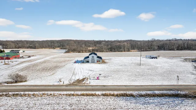 $465,000 | 6418 Kennedy Road, Munith, MI 49259