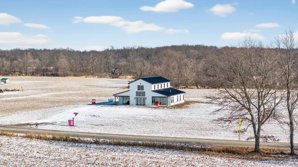 $425,000 | 6418 Kennedy Road, Munith, MI 49259