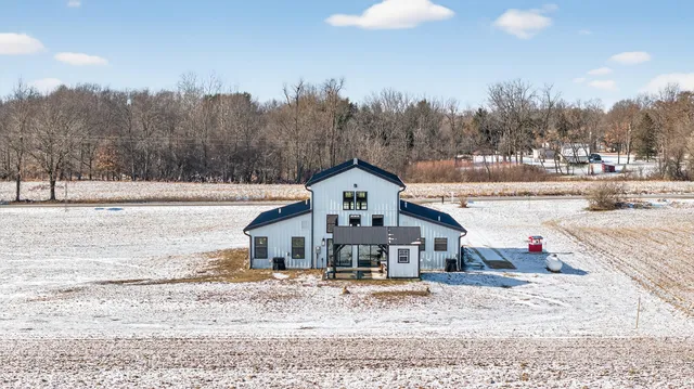 $465,000 | 6418 Kennedy Road, Munith, MI 49259