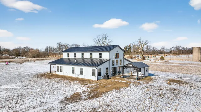 $465,000 | 6418 Kennedy Road, Munith, MI 49259