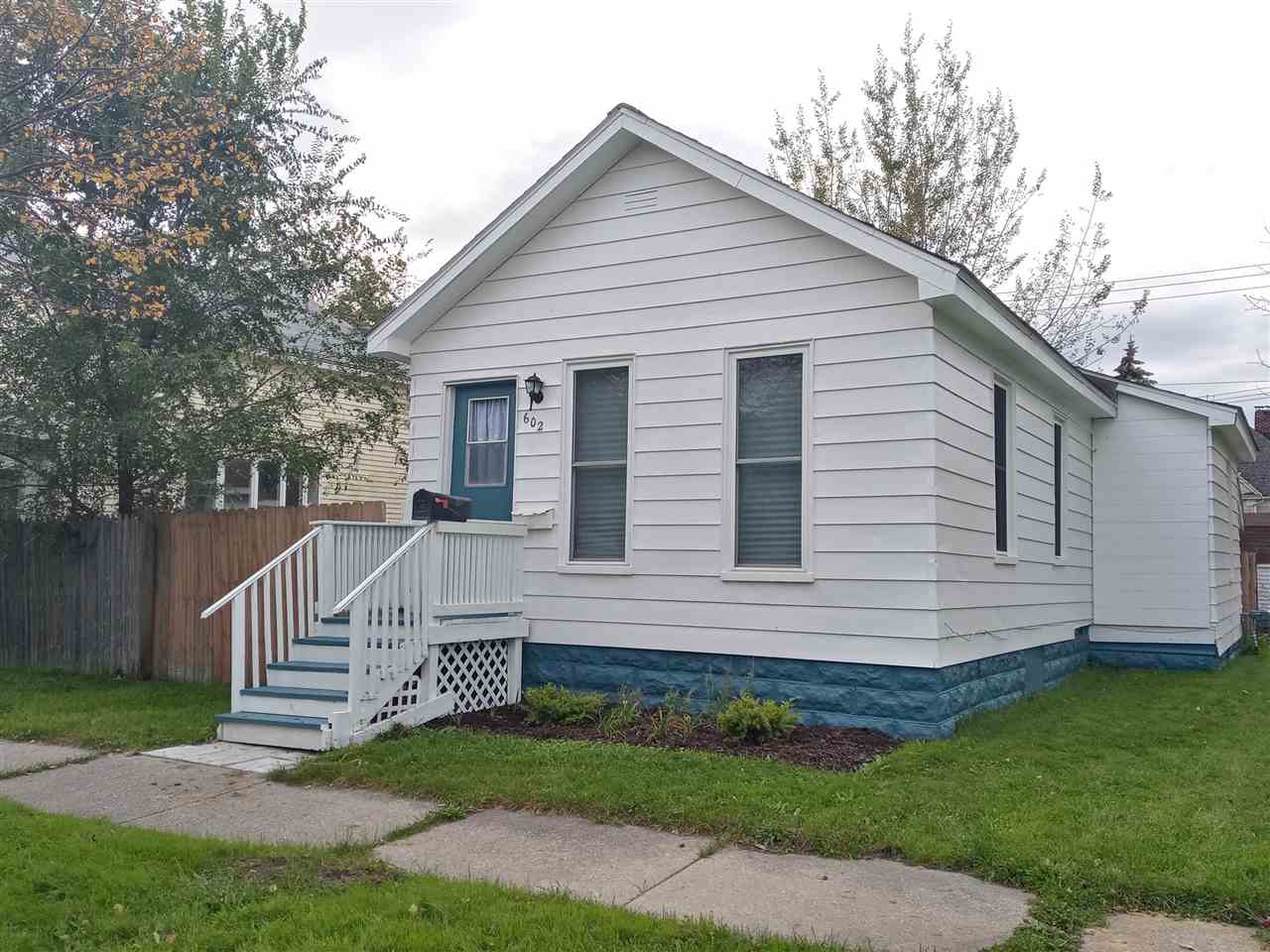 602 Fitzhugh Street Bay City, MI 48708 - Photo 1 of 35