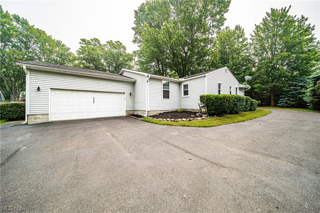 7445 Johnnycake Ridge Road Mentor, OH 44060 - Photo 28 of 33 Gallery Image 28