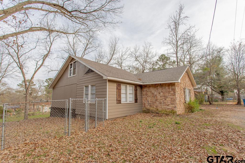 508 North Tyler Street Big Sandy, TX 75755 - Photo 25 of 27
