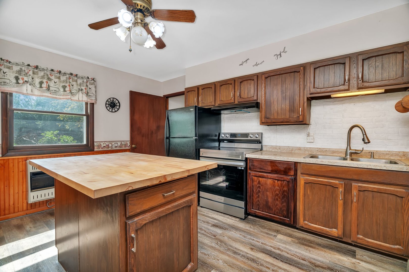 33049 South Symerton Road Wilmington, IL 60481 - Photo 5 of 23 Gallery Image 5