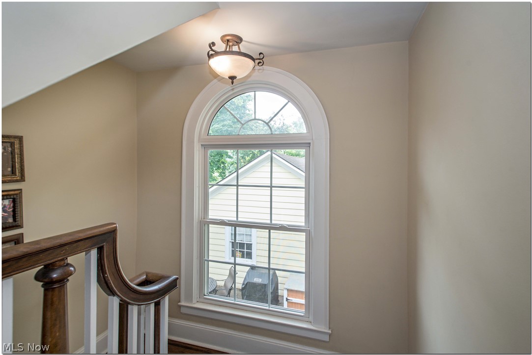 2884 Edgehill Road Cleveland, OH 44118 - Photo 18 of 35 Gallery Image 18