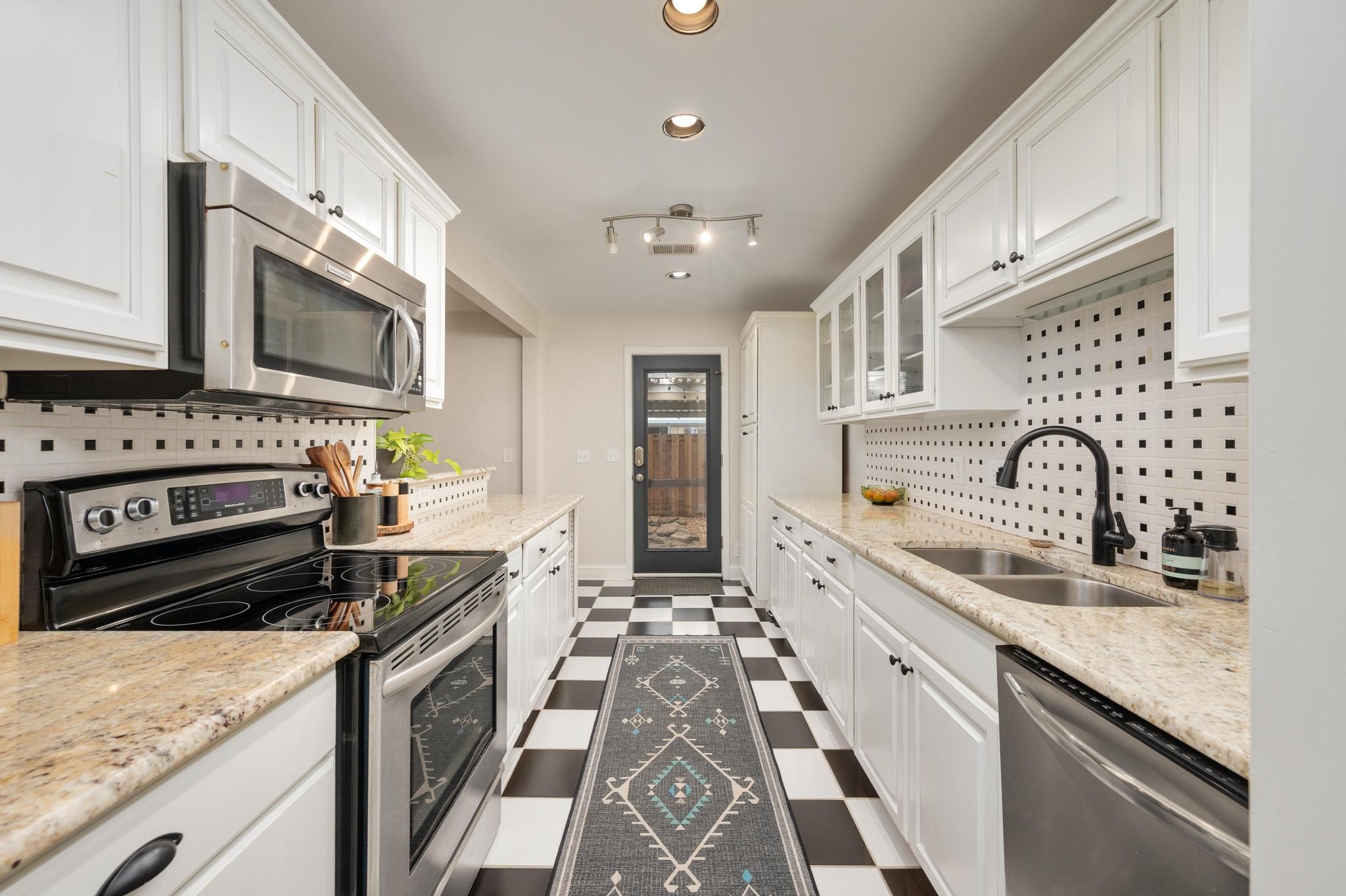 1073 General George Patton Road Nashville, TN 37221 - Photo 4 of 20 Gallery Image 4