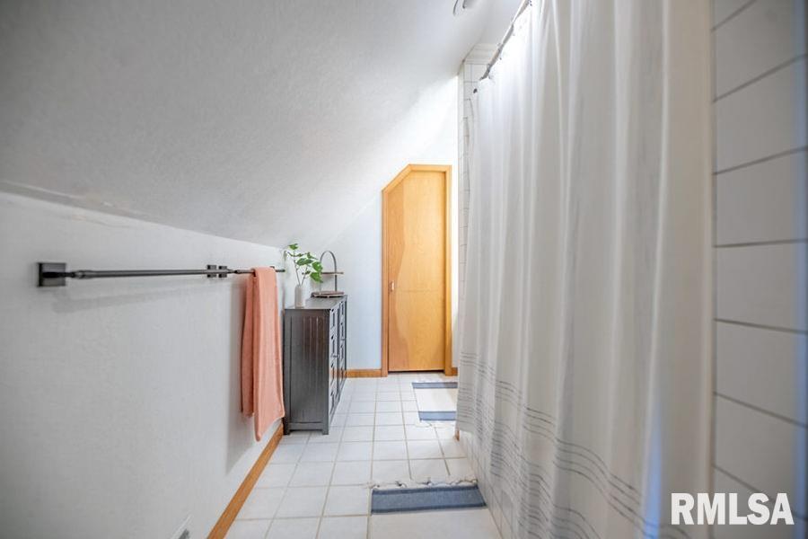 12451 South Valley Road Princeville, IL 61559 - Photo 30 of 40