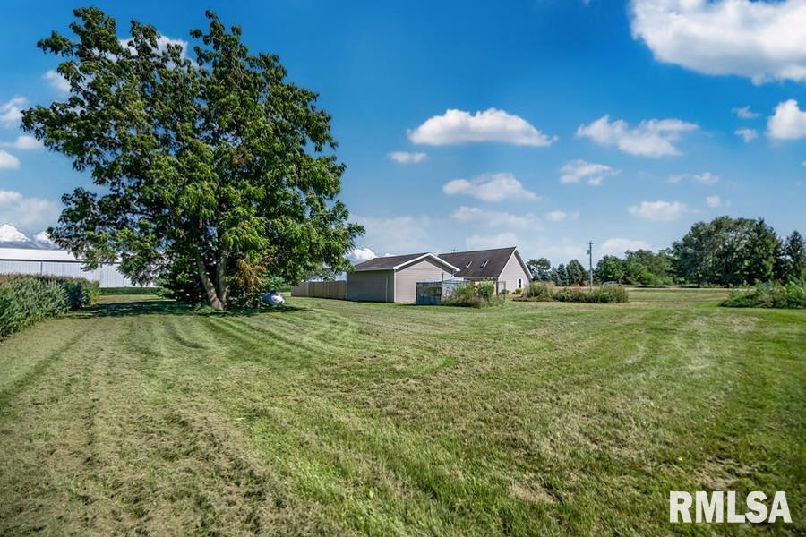 12451 South Valley Road Princeville, IL 61559 - Photo 7 of 40
