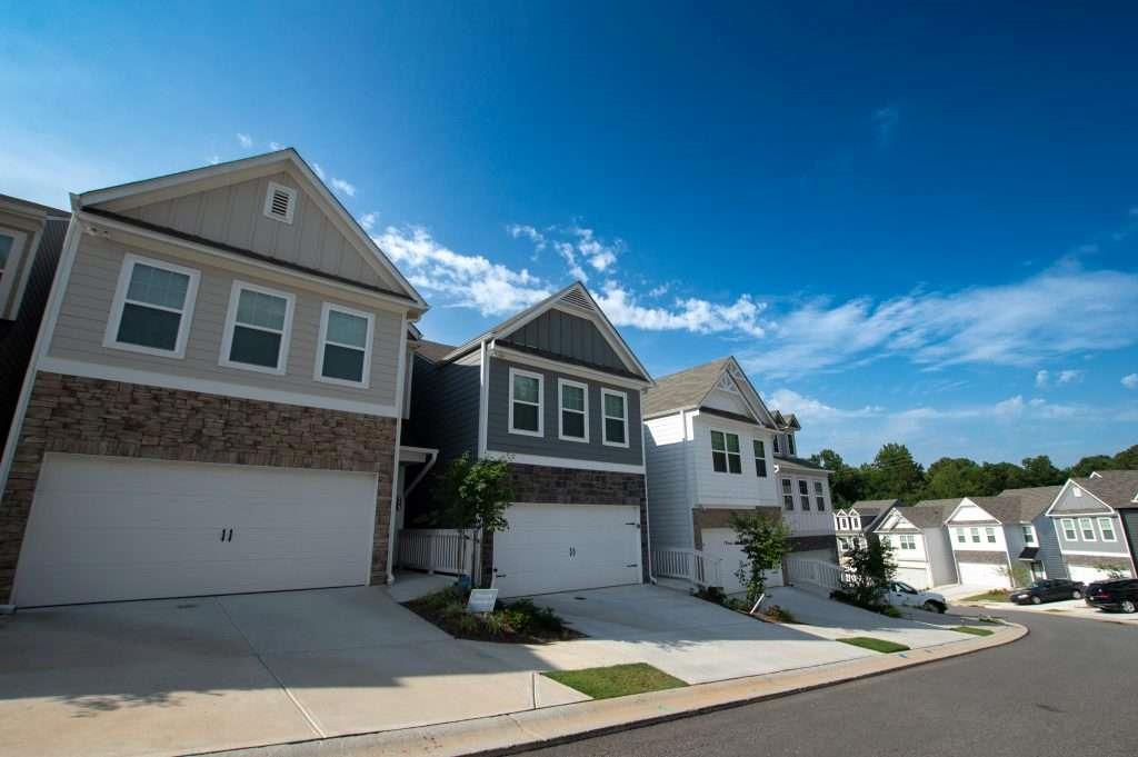 517 Hayes Lane Canton, GA 30115 - Photo 4 of 7