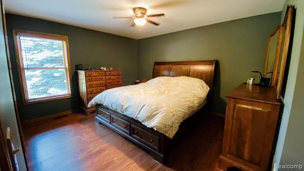8370 Rustic Trail Linden, MI 48451 - Photo 21 of 46 Master Bedroom.jpg