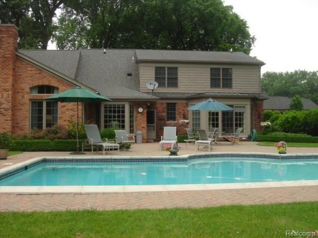 65 Lothrop Road Grosse Pointe, MI 48236 - Photo 21 of 22 021.jpg
