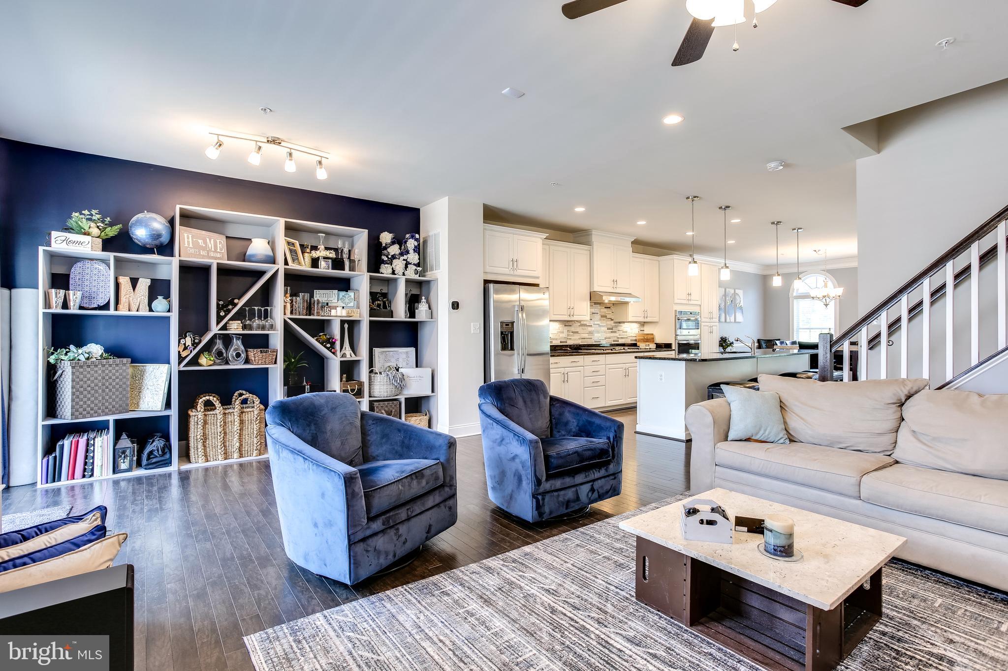 2546 Cherry Tree Road Hanover, MD 21076 - Photo 5 of 32 Spacious living room w/custom built ins