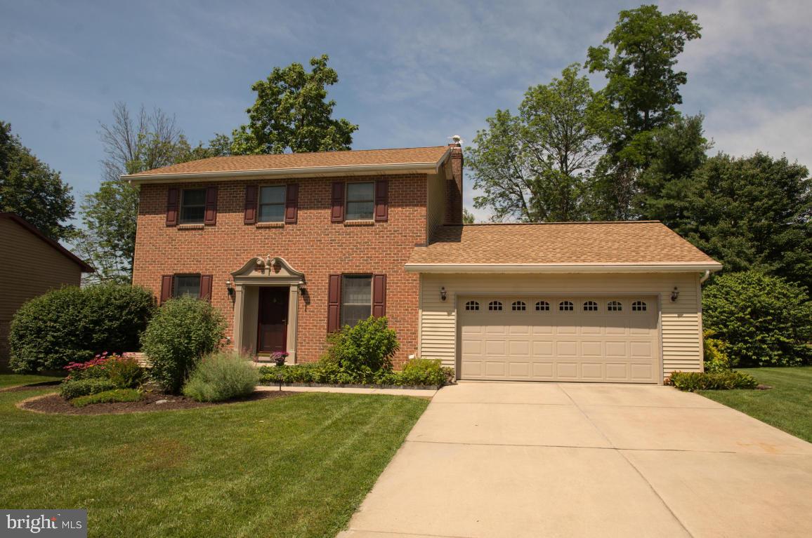 386 Oaklyn Road Lebanon, PA 17042 - Photo 1 of 23 Gallery Image 1