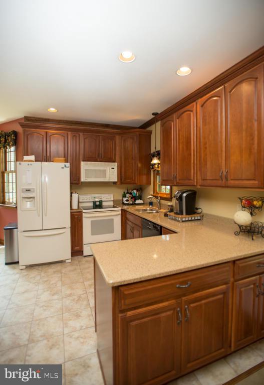 386 Oaklyn Road Lebanon, PA 17042 - Photo 9 of 23 Gallery Image 9