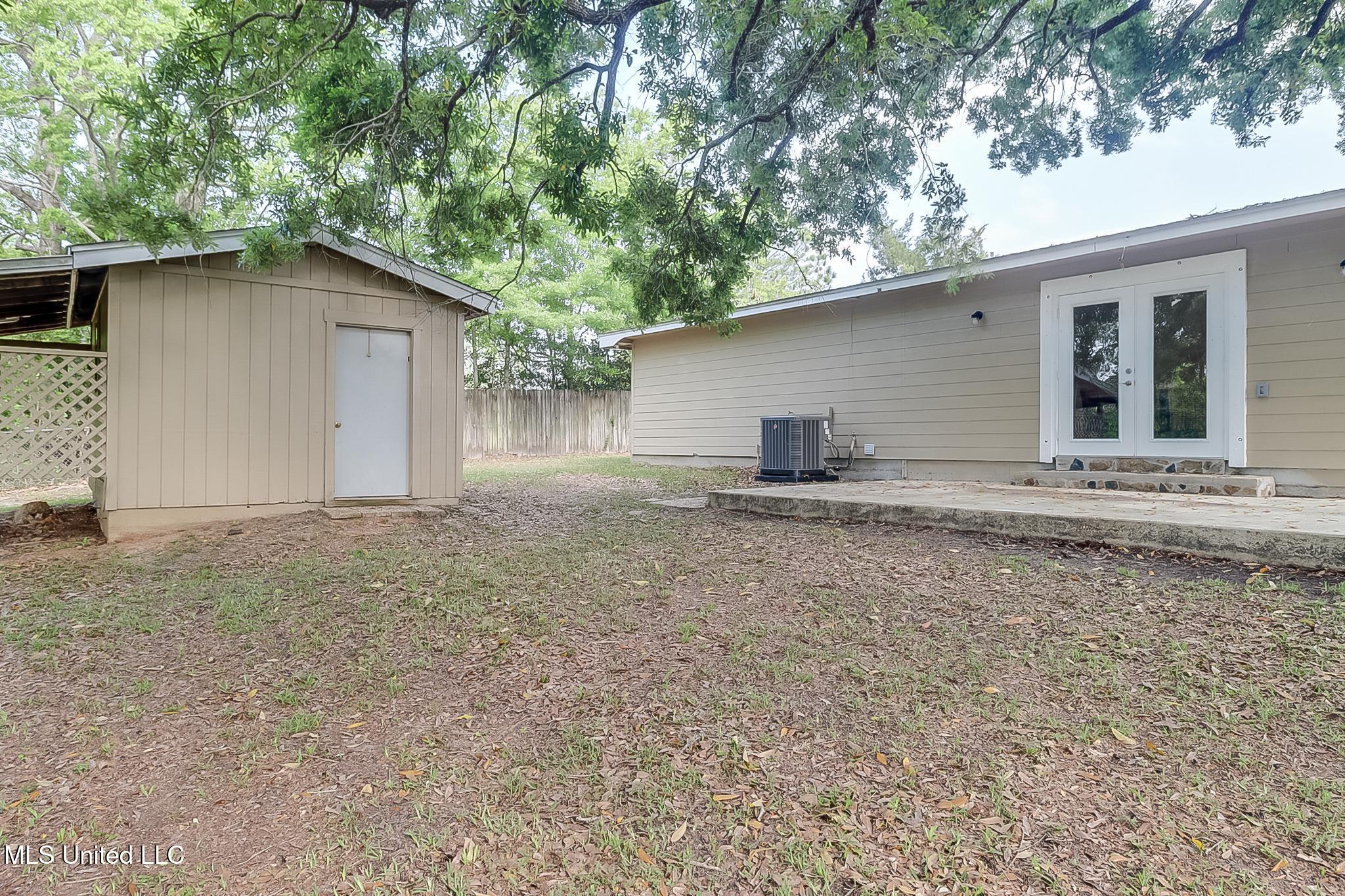 151 Locust Drive D'Iberville, MS 39540 - Photo 23 of 26 23