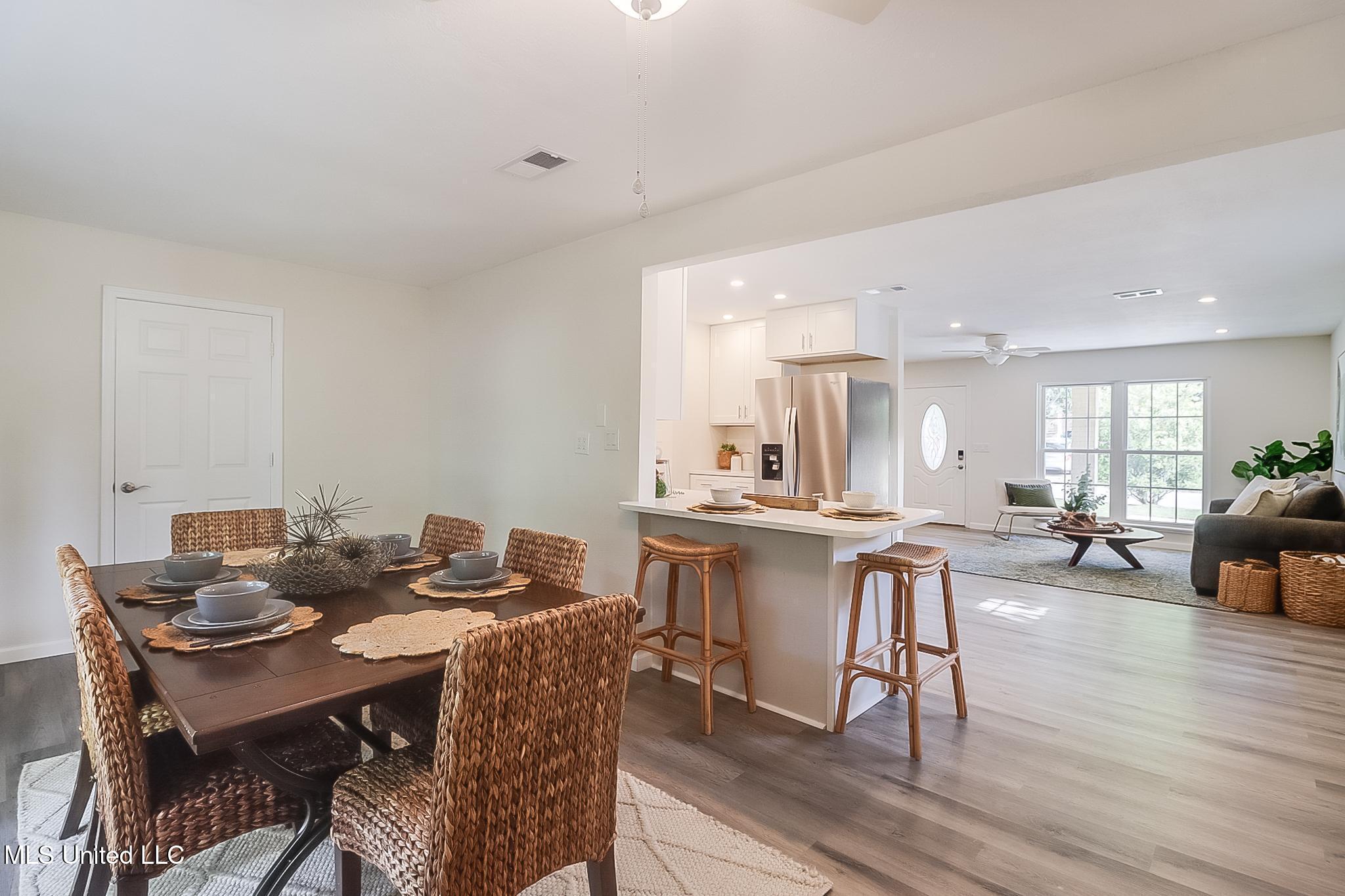 151 Locust Drive D'Iberville, MS 39540 - Photo 9 of 26 9