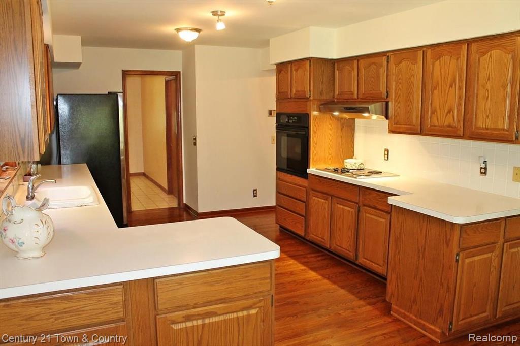 31011 Pear Ridge Farmington Hills, MI 48334 - Photo 22 of 53