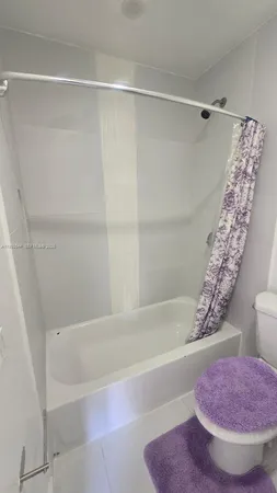 $1,075 | Hollywood Lakes, Hollywood, FL 33020