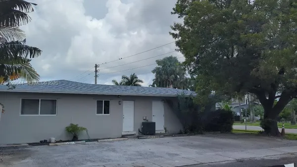 $1,075 | Hollywood Lakes, Hollywood, FL 33020