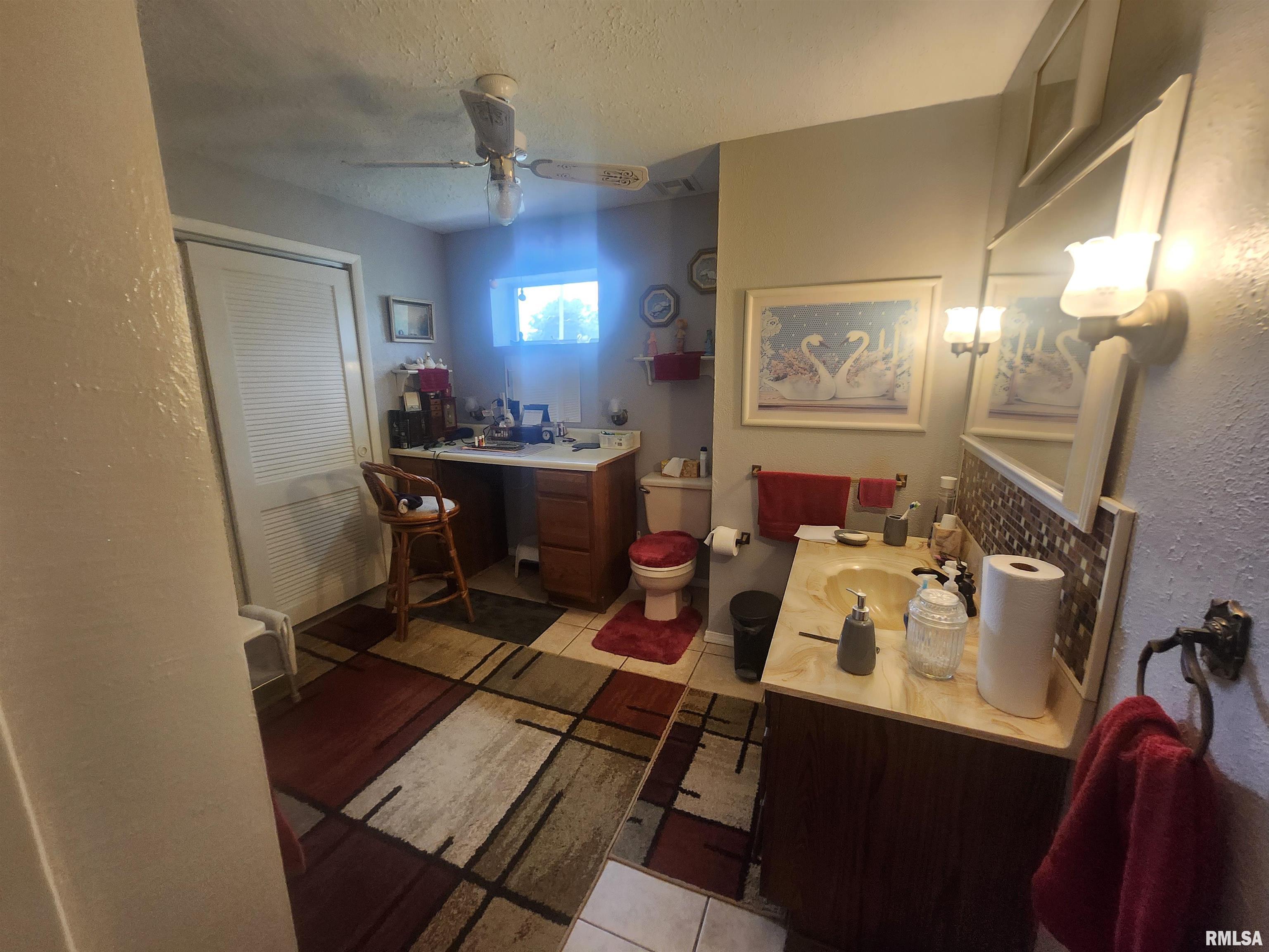 7655 Hardscrabble Road Du Quoin, IL 62832 - Photo 20 of 38 Gallery Image 20