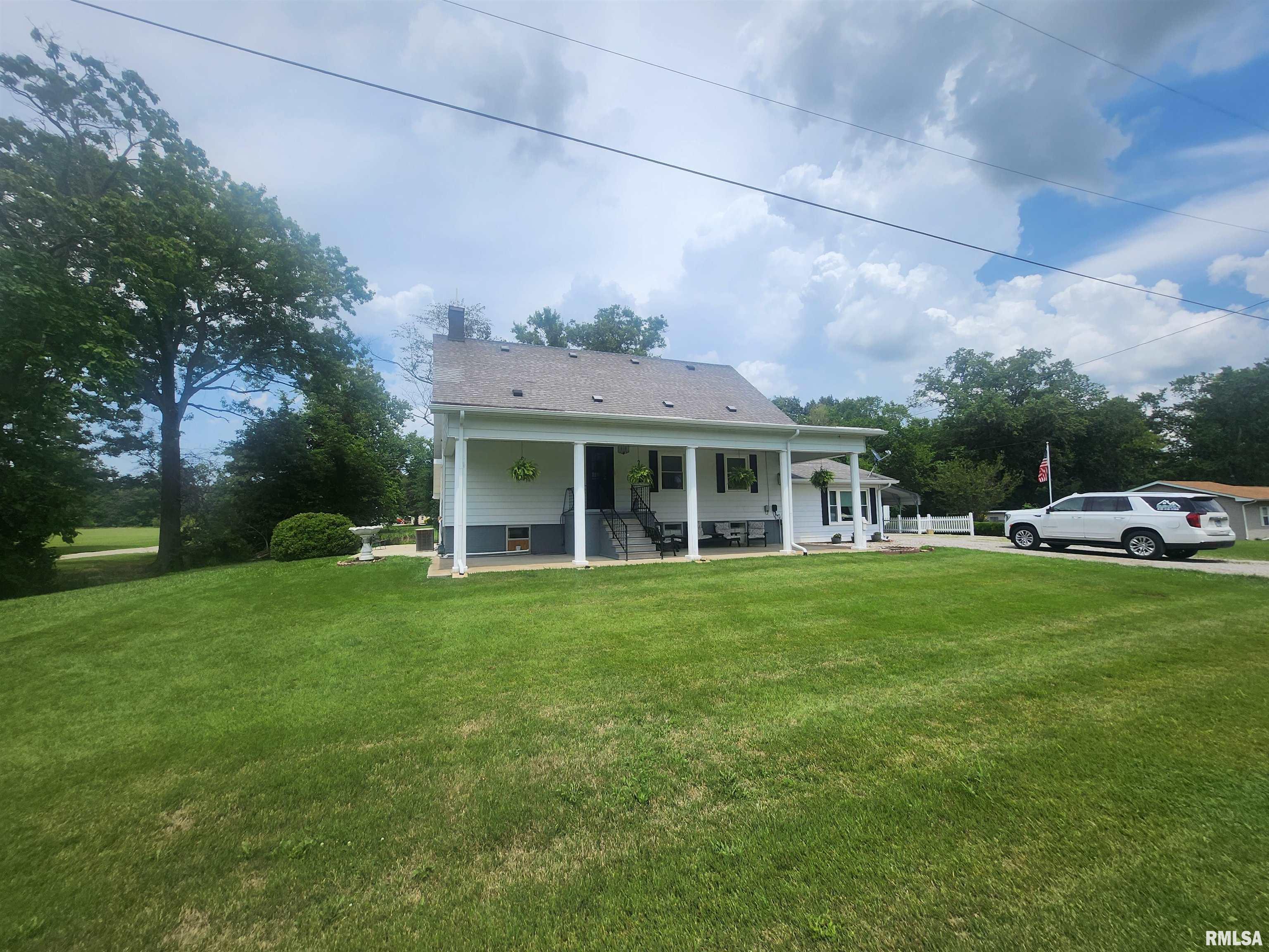 7655 Hardscrabble Road Du Quoin, IL 62832 - Photo 2 of 38 Gallery Image 2