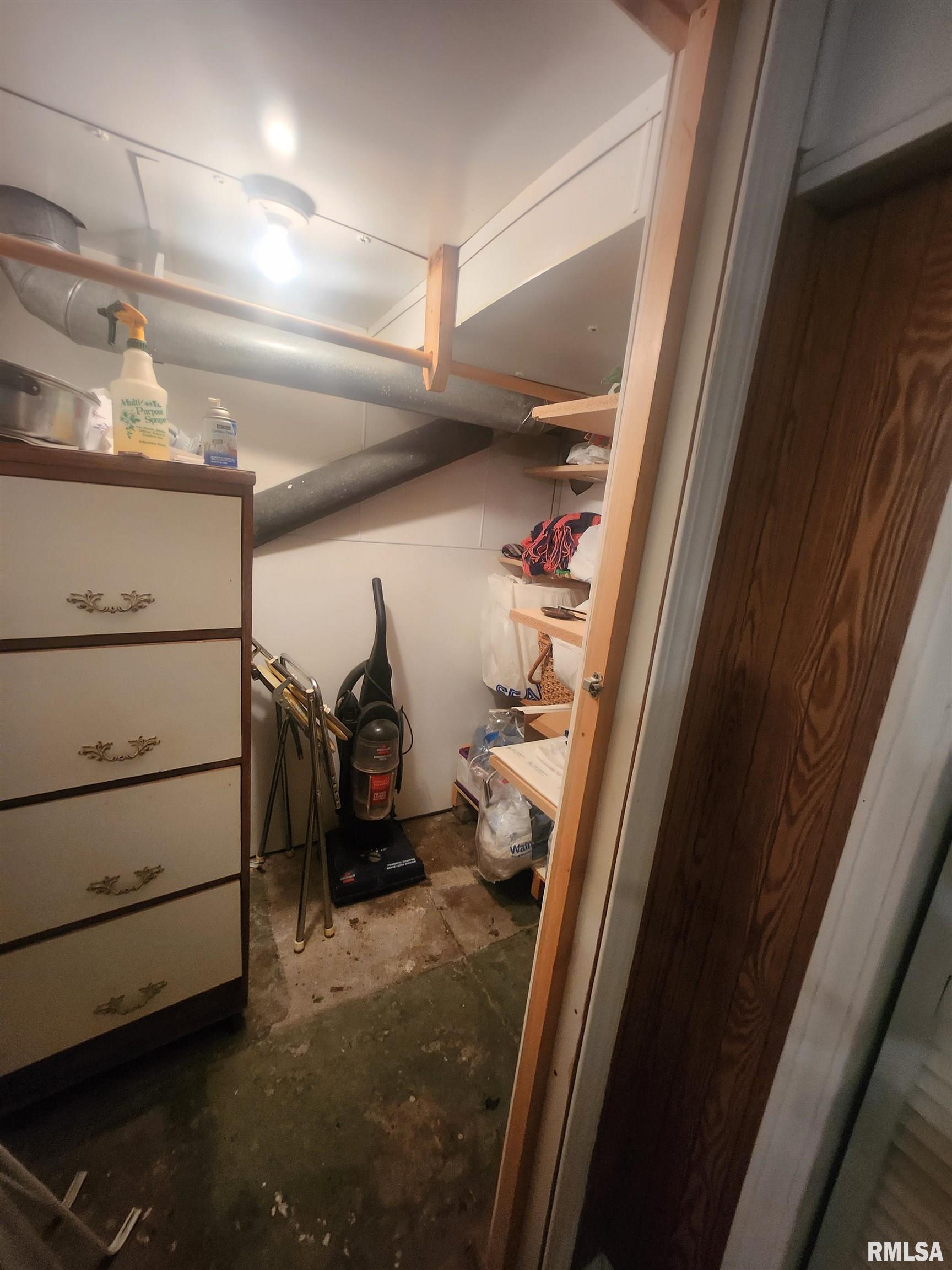 7655 Hardscrabble Road Du Quoin, IL 62832 - Photo 24 of 38 Gallery Image 24