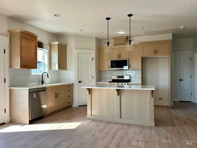 $325,000 | 935 North 15th Street, Payette, ID 83661