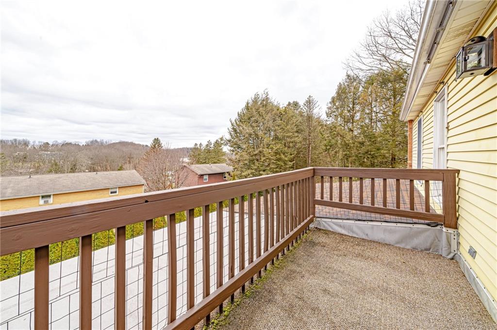 661 Georgetown Village Indiana, PA 15701 - Photo 21 of 25 a balcony with street view