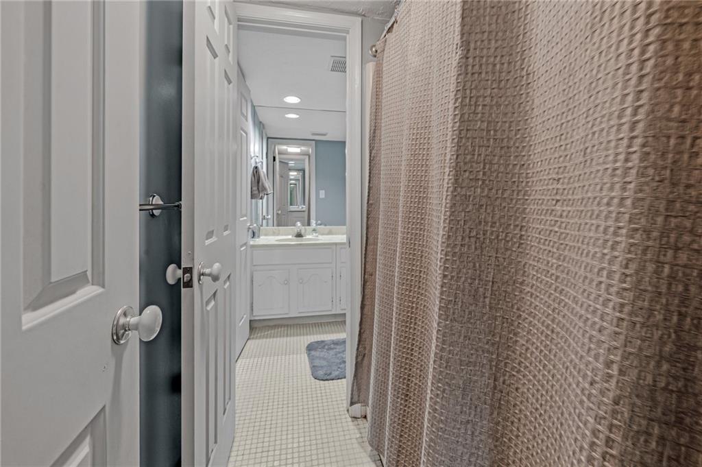 661 Georgetown Village Indiana, PA 15701 - Photo 8 of 25 a bathroom with a sink a toilet and shower