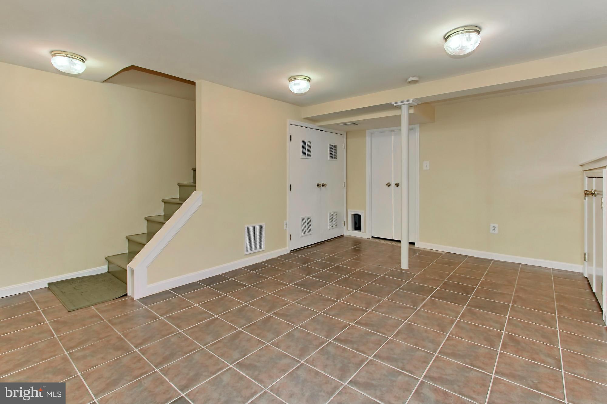 216 East Spring Street Alexandria, VA 22301 - Photo 19 of 30 Enjoy converting this large space!
