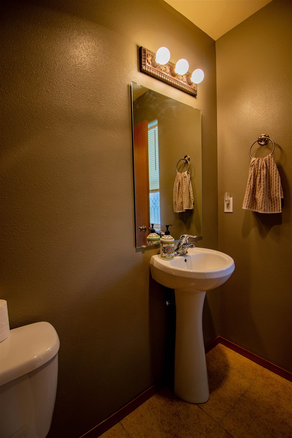 121 South Meyers Road Spokane Valley, WA 99016 - Photo 7 of 26 Gallery Image 7