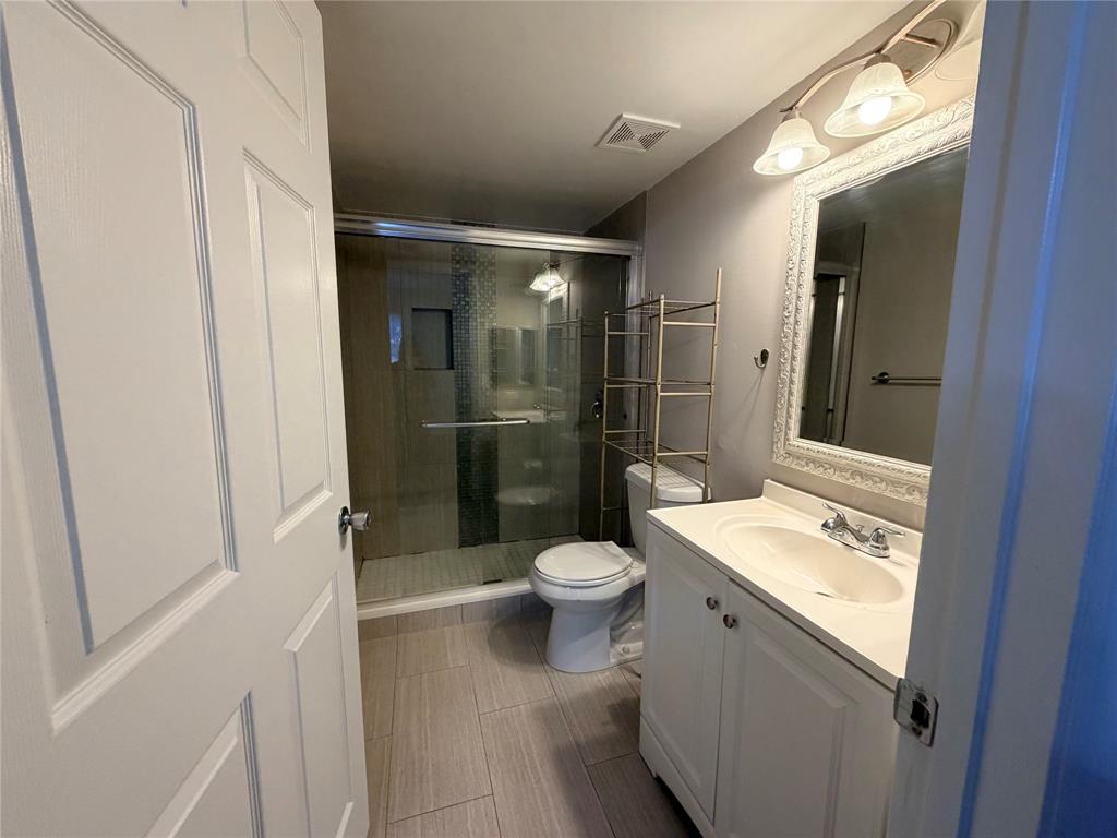 5025 Wiles Road, Unit 101 Coconut Creek, FL 33073 - Photo 13 of 27