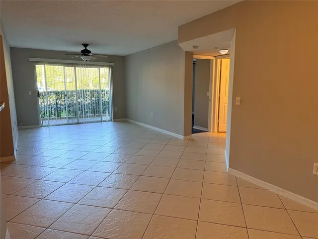 $2,700 | 5025 Wiles Road, Unit 101, Coconut Creek, FL 33073