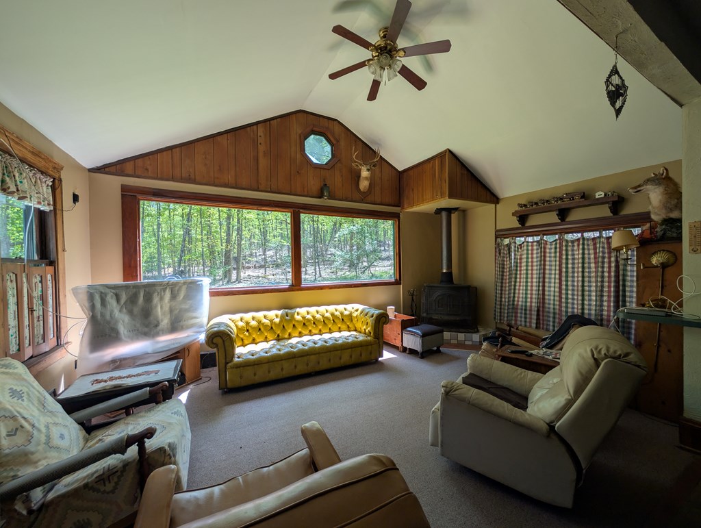 695 Fogle Farm Road Pleasantville, PA 16341 - Photo 5 of 8